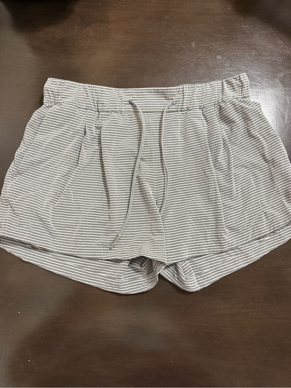 Lululemon Striped Elastic Waist Women's Shorts - Gray